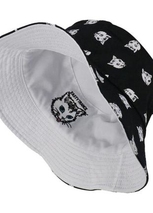 Панама bucket hat city-a с котом двусторонняя черно-белая
