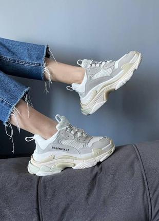 Баленсиага трипл белые balenciaga triple s white