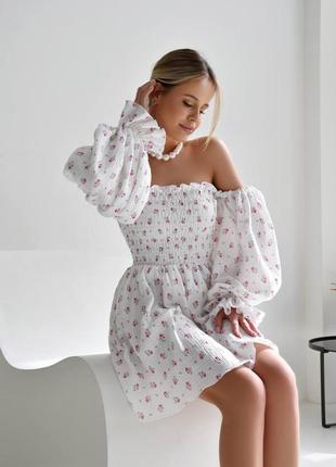 Нежное платье из муслина