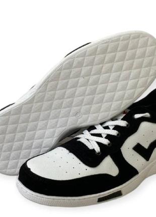 Кросівки чоловічі чорні білі (ск-36-48ч)4 фото