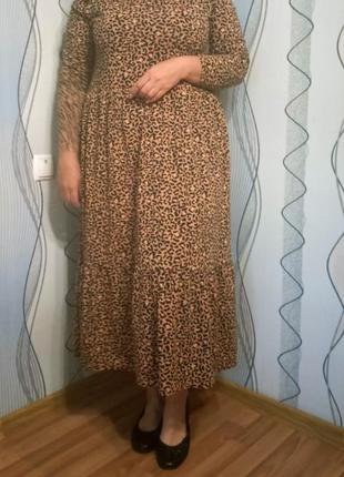 Длинное платье и свободного кроя в леопардовый принт