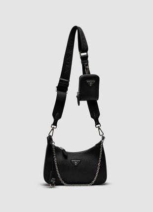 Prada re-edition 2005 saffiano leather bag black
