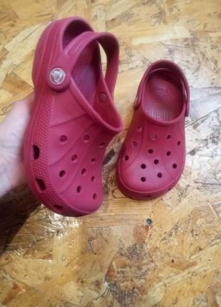 Шлепанцы crocs j1