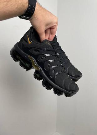 Мужские кроссовки nike air vapor max plus black gold