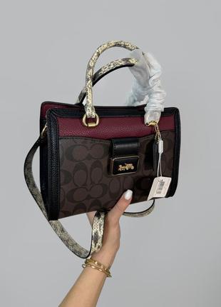 Coach premium -