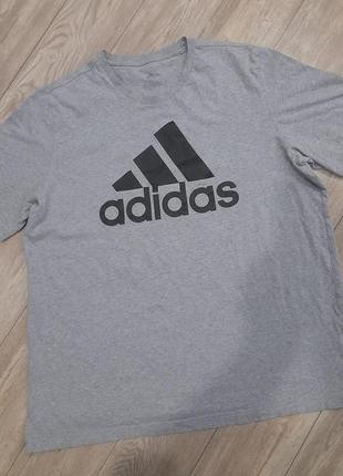 Футболка adidas