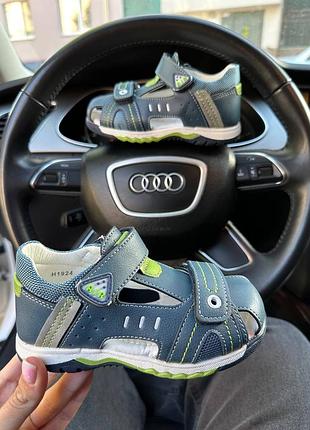 Босоніжки 3