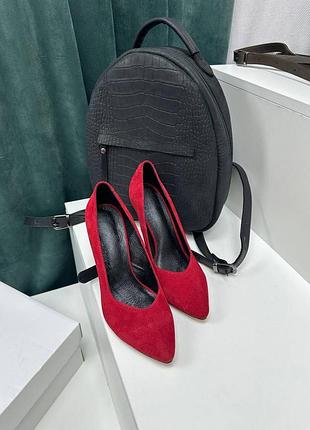 Класичні базові туфлі човники на шпильці червоні замшеві3 фото