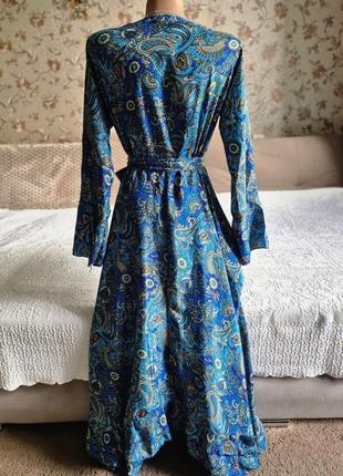 Женское синее платье с узором на запах шелк вискоза2 фото