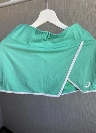 Спортивная мини юбка с шортами