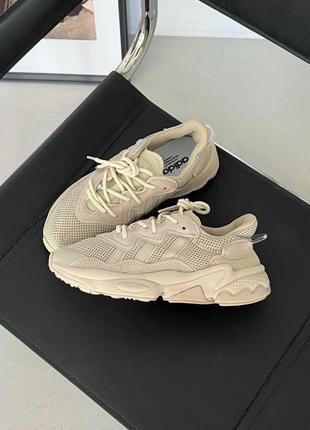 Женские кроссовки adidas ozweego beige wmns