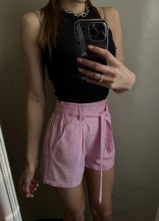 Розовые женские шорты4 фото