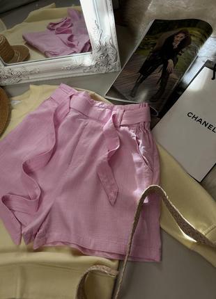 Розовые женские шорты7 фото