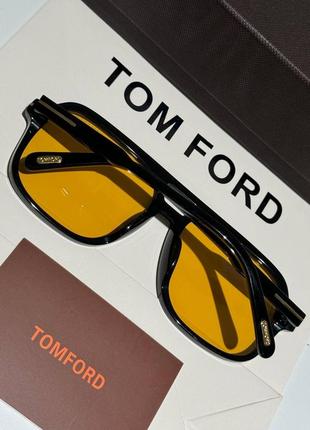Очки в стиле Tom ford