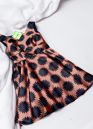 Нарядное платье с пышной юбкой joe browns italy вышивка этикетка