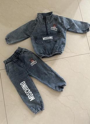 Костюм moschino 74 р