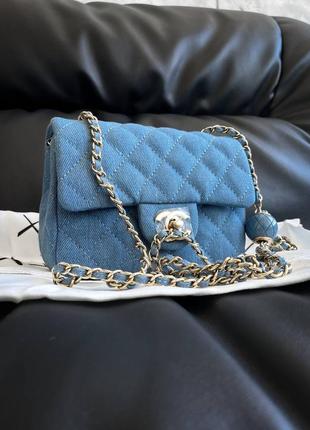 Жіноча сумка в стилі chanel