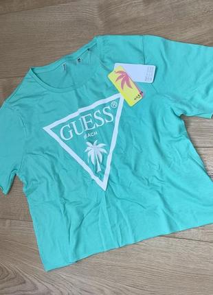 Оригінальна футболка  оверсайз guess  нова колекція