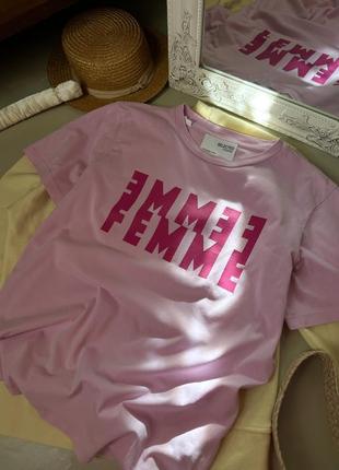 Женская розовая футболка5 фото
