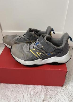 New balance 33 34 35 кросівки на липучці 2.5 us/ 2 uk / 34.5