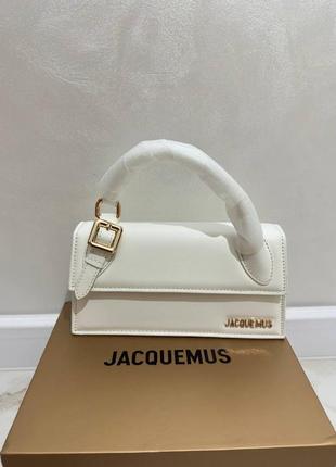 Кожаная сумка jacquemus