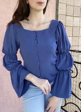 Шикарная синяя блуза на пуговицах объемные рукава квадратный вырез 36 gina tricot