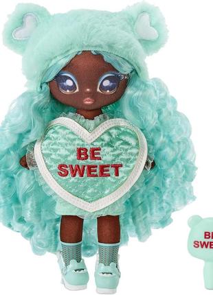 М'яка лялька на на cюрприз синтія світс na na na surprise heart-shaped cynthia sweets — mint teddy bear