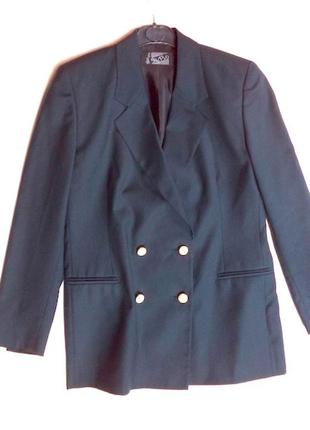Пиджак шерсть, темного синего цвета,размер м,stilvivo,италия 42