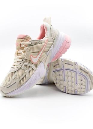 Кроссовки nike runtekk beige pink