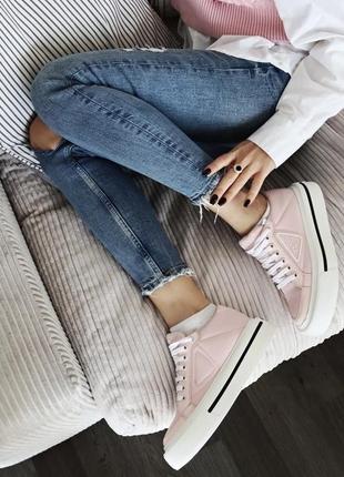Оберіть стильні кросівки prada macro re-nylon brushed leather sneakers pink