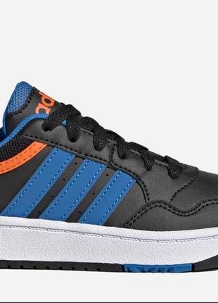 Кросівки для хлопчика adidas hoops р.343 фото