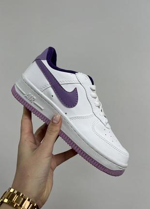 Оберіть стильні кросівки nike air force 1 low white/purple