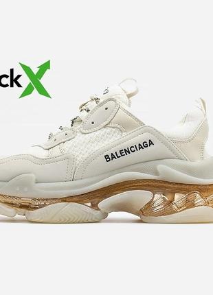 Оберіть стильні кросівки balenciaga triple s “beige”