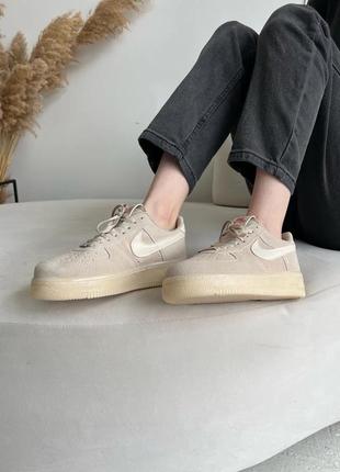 Женские кроссовки nike air force low beige