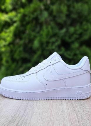 Мужские кроссовки nike air force 1 af 1 білі 44