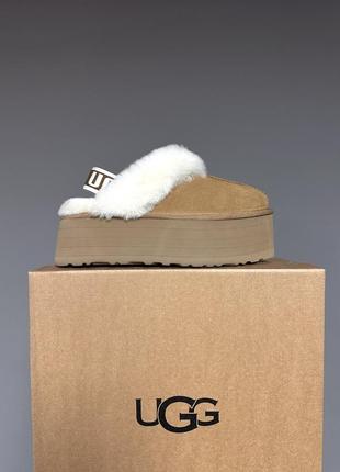 Зимові жіночі черевики ugg funkette platform chestnut 💛 40