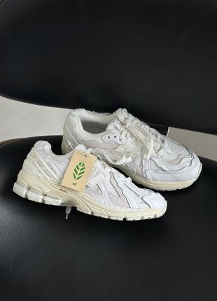 Женские кроссовки new balance 1906d white