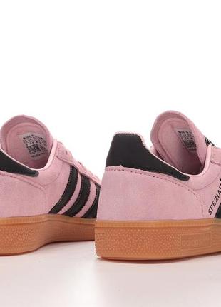 Adidas negra
