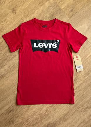 Нова футболка levi's 8-10 років5 фото