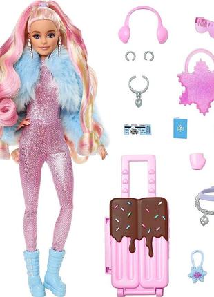 Лялька барбі екстра у зимовому одязі barbie extra with snow-themed travel оригінал