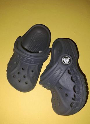 Фирменные мягенькие кроксы"crocs"( р.23)