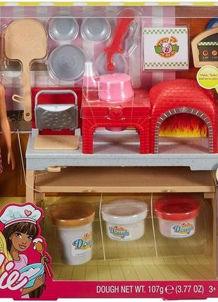 Ігровий набір барбі піца шеф-кухар у піцерії з пластиліном barbie pizza chef doll and playset оригінал