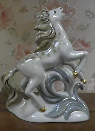 Статуетка "конь" 26 см позолота міськиця4 фото