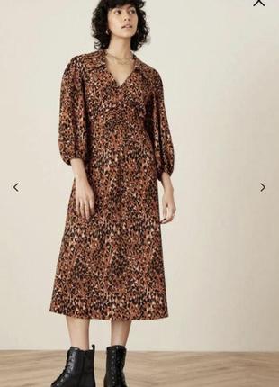 Леопардова міді сукня