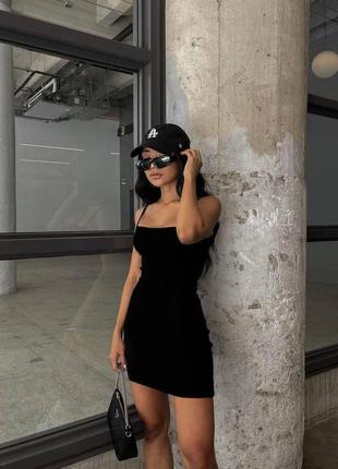 Жіноча сукня приталена на бретельках розмір : xs-s m-l