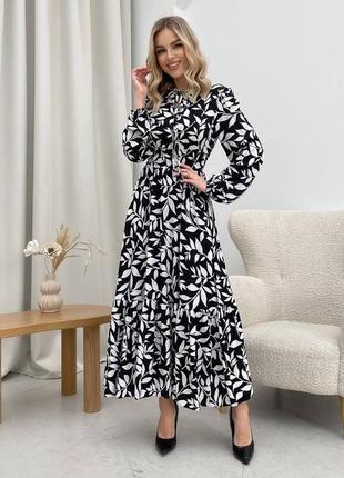 Легка довга жіночна сукня чорно-білого кольору, довгий рукав. модель 43249