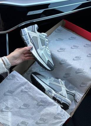 Жіночі кросівки nike vomero 5 wmns gray silver