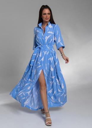 Голубое длинное платье с принтом и разрезом, размер s