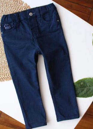 Базові темно-сині стрейчеві штанці джинси h&m на хлопчика 1.5-2 роки