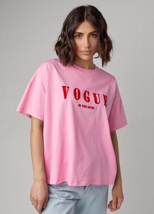 Женская футболка oversize с надписью vogue3 фото